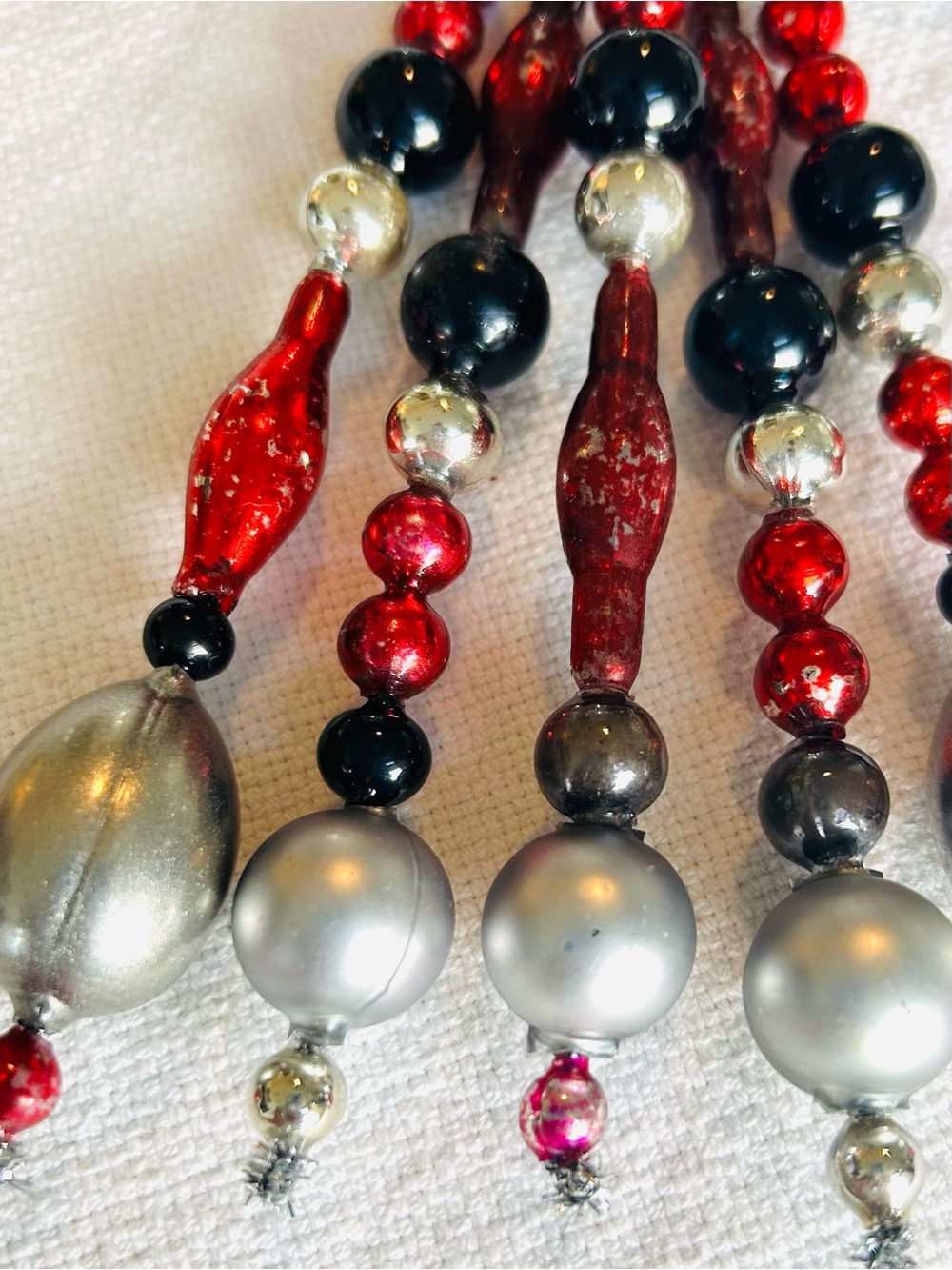 🍁🎃Vintage Repurposed Fall Halloween ornaments, mercury Glass garland bead icicle - Picture 3 of 5